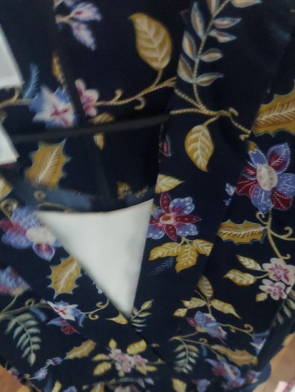 Vintage Floral V-Neck Short Sleeve Romper with Belt - Navy - Picture 10 of 10
